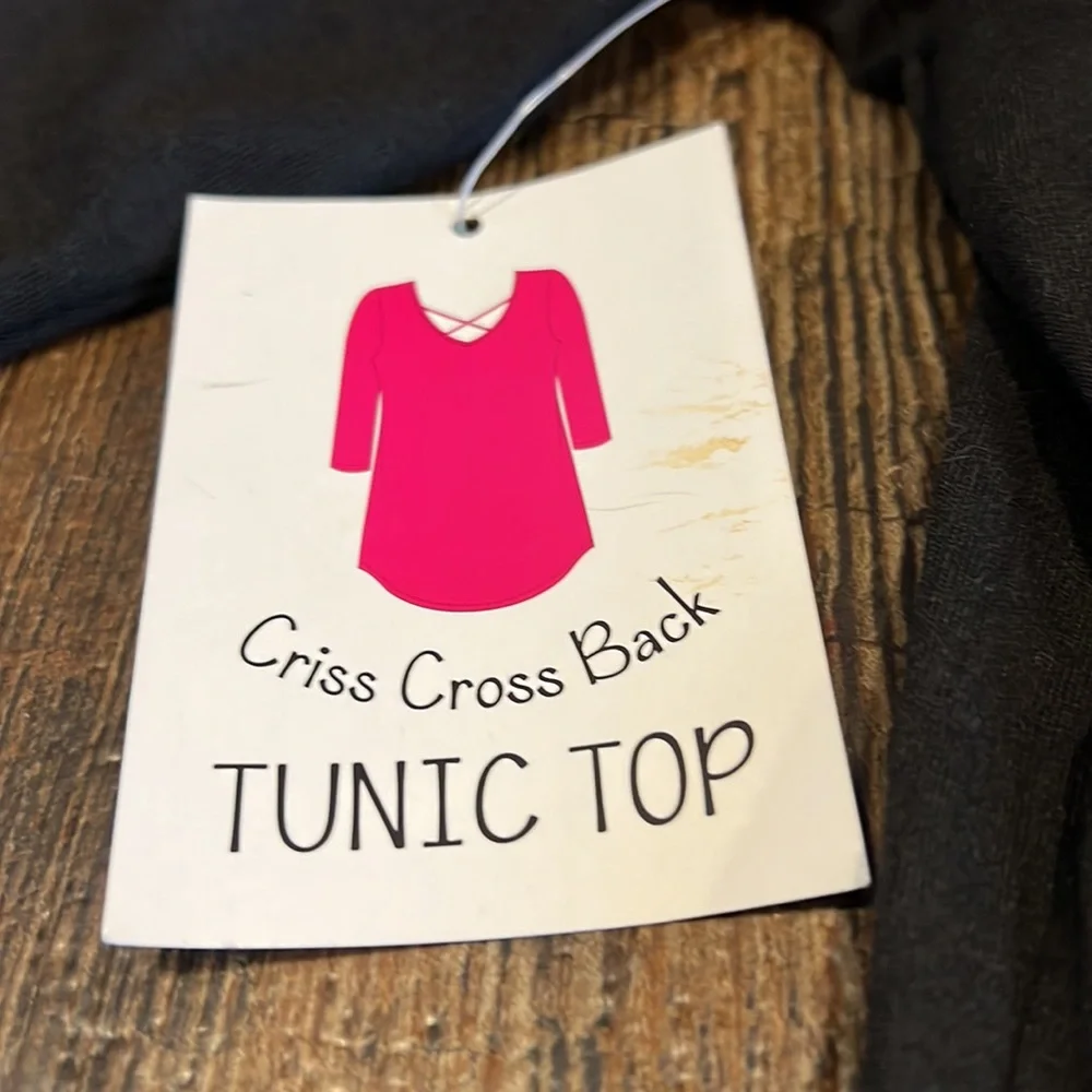 BobbieBrooks Criss Cross Back Tunic Top - Picture 5 of 5